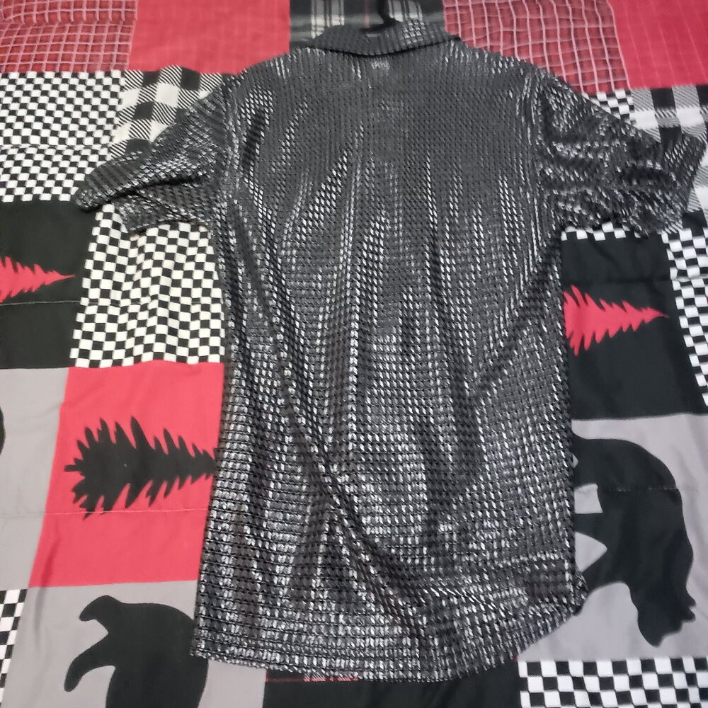 Shirt - Picture 2 of 2